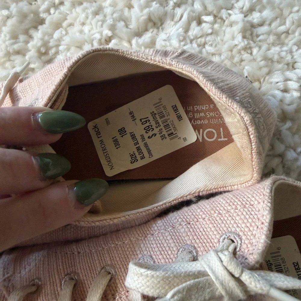 NWT Toms Blush Pink Rose super cute spring womens  Espadrille Lace-Up Sneakers